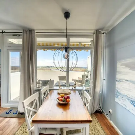 - Haus G, App 0g0602 Appartement